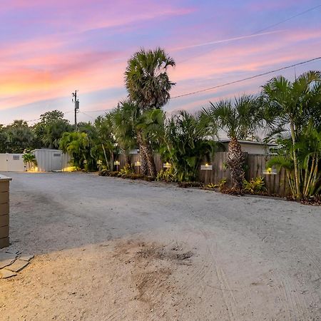 Boutique Vacation Rental Complex At Beach Cocoa Beach Eksteriør bilde