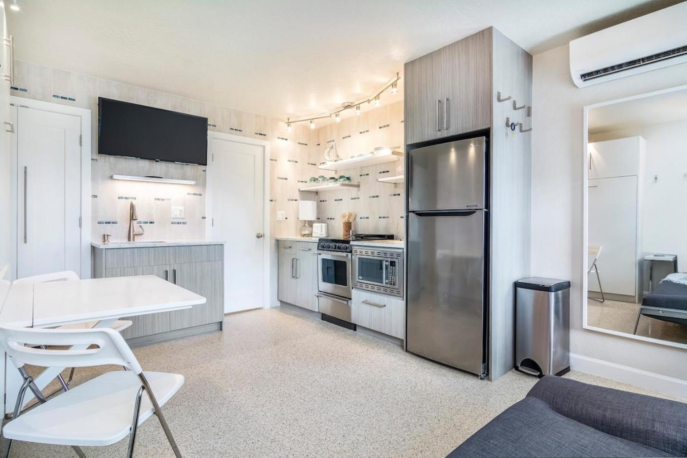 Boutique Vacation Rental Complex At Beach Cocoa Beach Eksteriør bilde