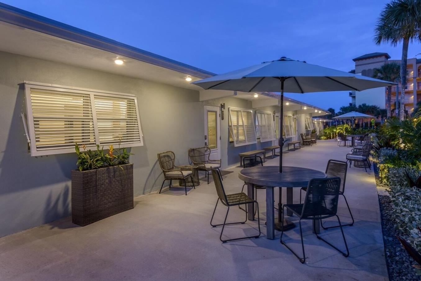 Boutique Vacation Rental Complex At Beach Cocoa Beach Eksteriør bilde