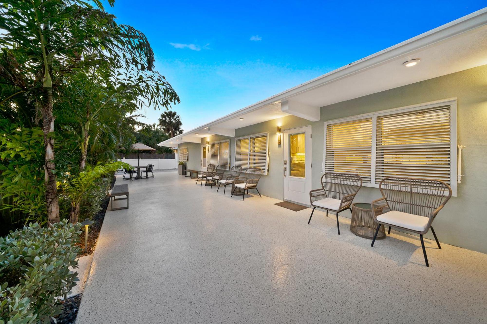 Boutique Vacation Rental Complex At Beach Cocoa Beach Eksteriør bilde