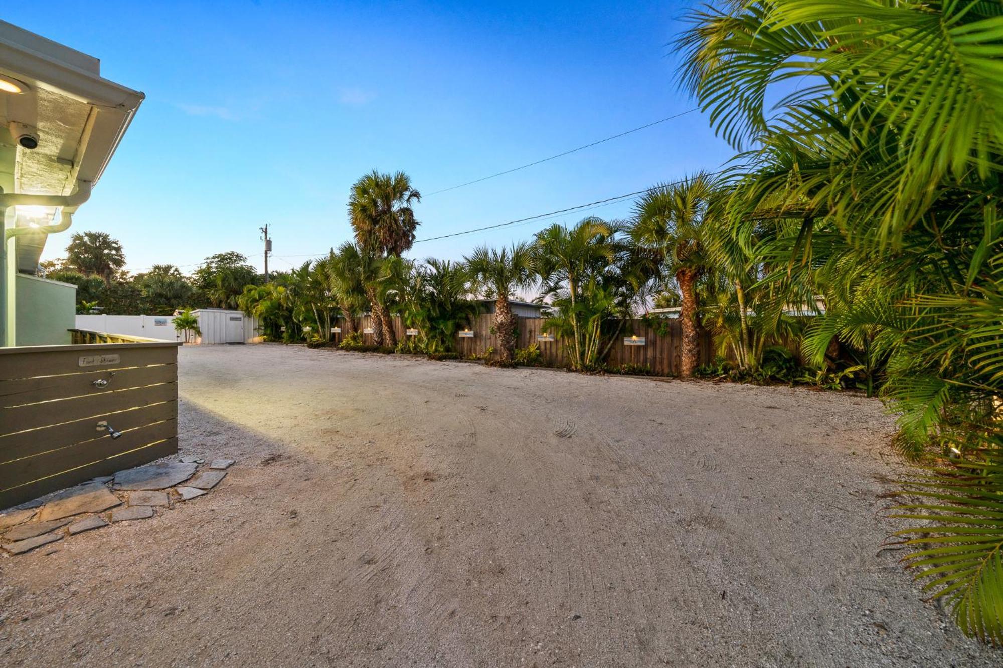 Boutique Vacation Rental Complex At Beach Cocoa Beach Eksteriør bilde